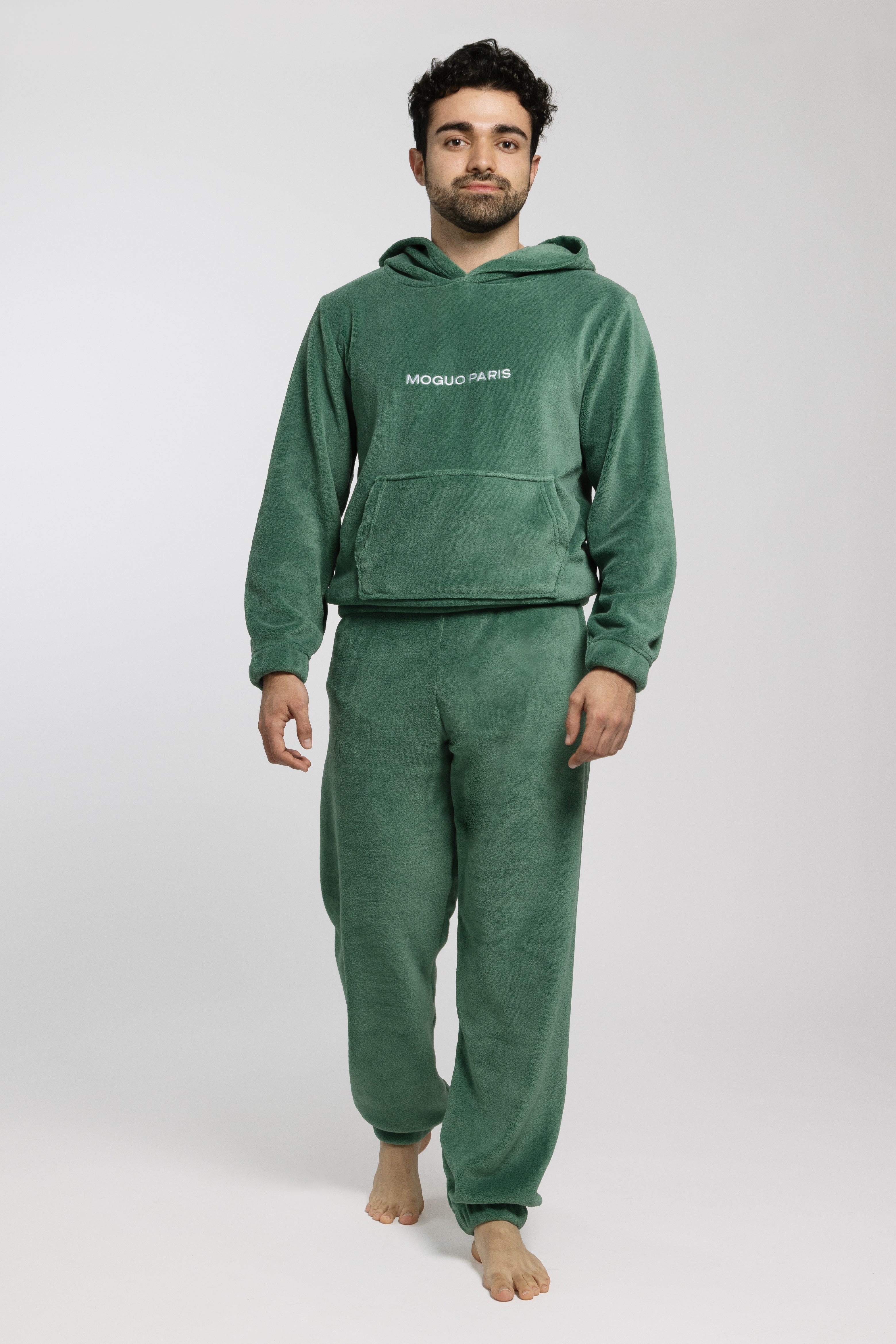 Grünes Homewear-Set